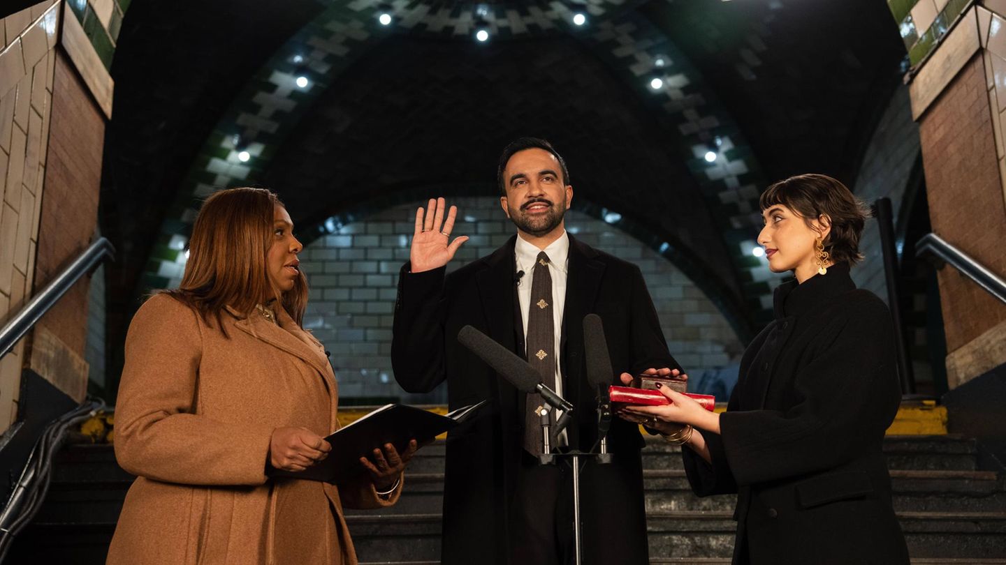 Zohran Mamdani zaprisegel kot prvi muslimanski župan New Yorka