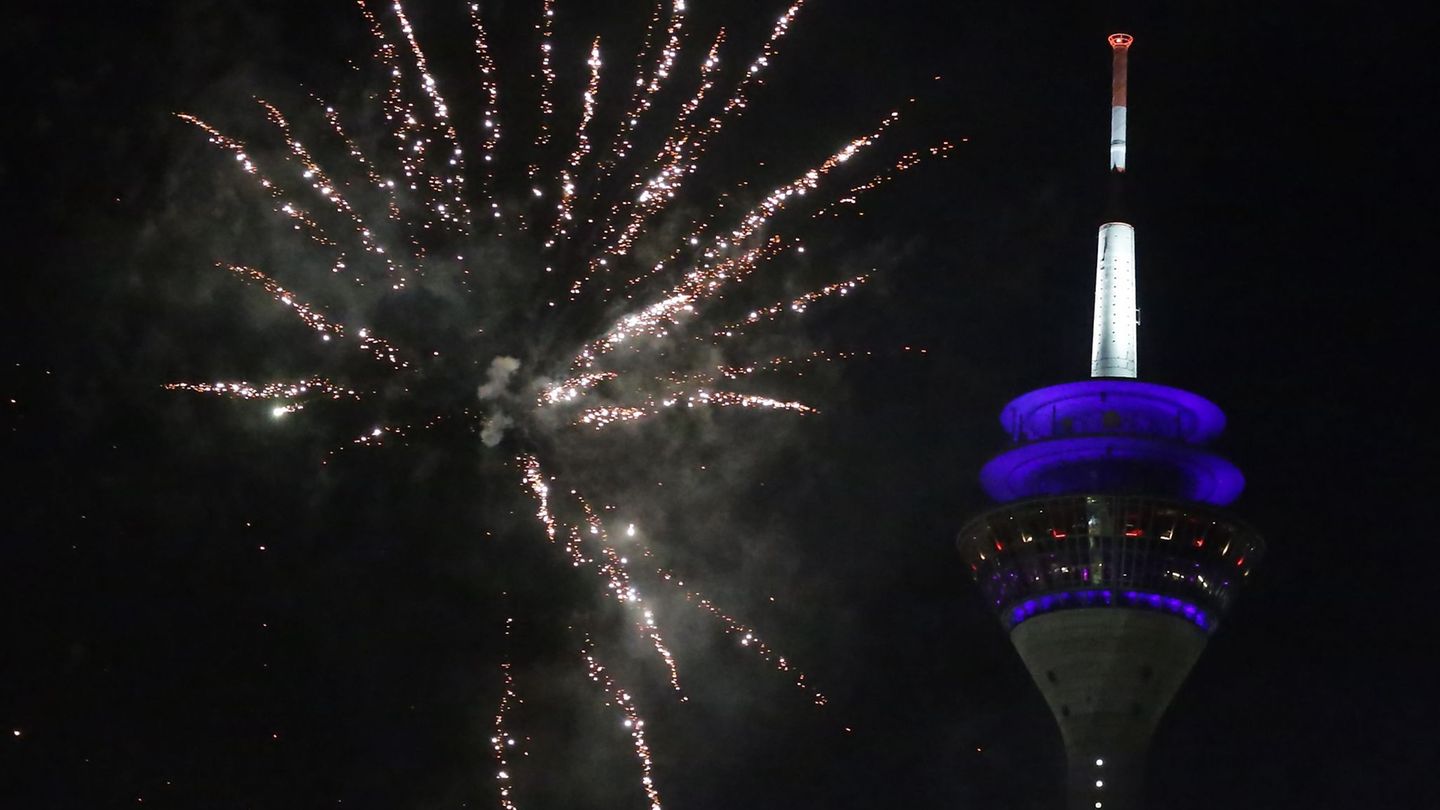 In der Silvesternacht sind in Nordrhein-Westfalen 22 Polizistinnen und Polizisten leicht verletzt worden. (Symbolbild) Foto: Dav