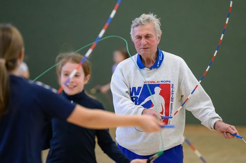 Gerd Mörl hat den Sport vor mehr als 30 Jahren in den Spreewald geholt. Foto: Patrick Pleul/dpa