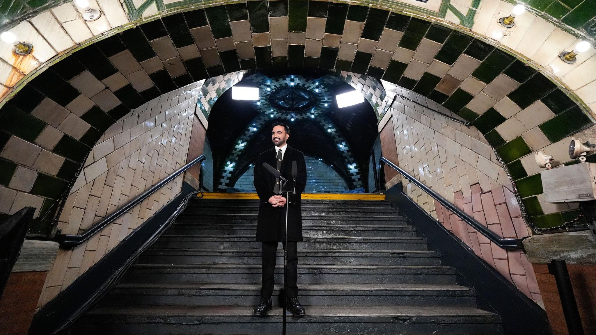 Zohram Mamdani bei seiner Vereidigung