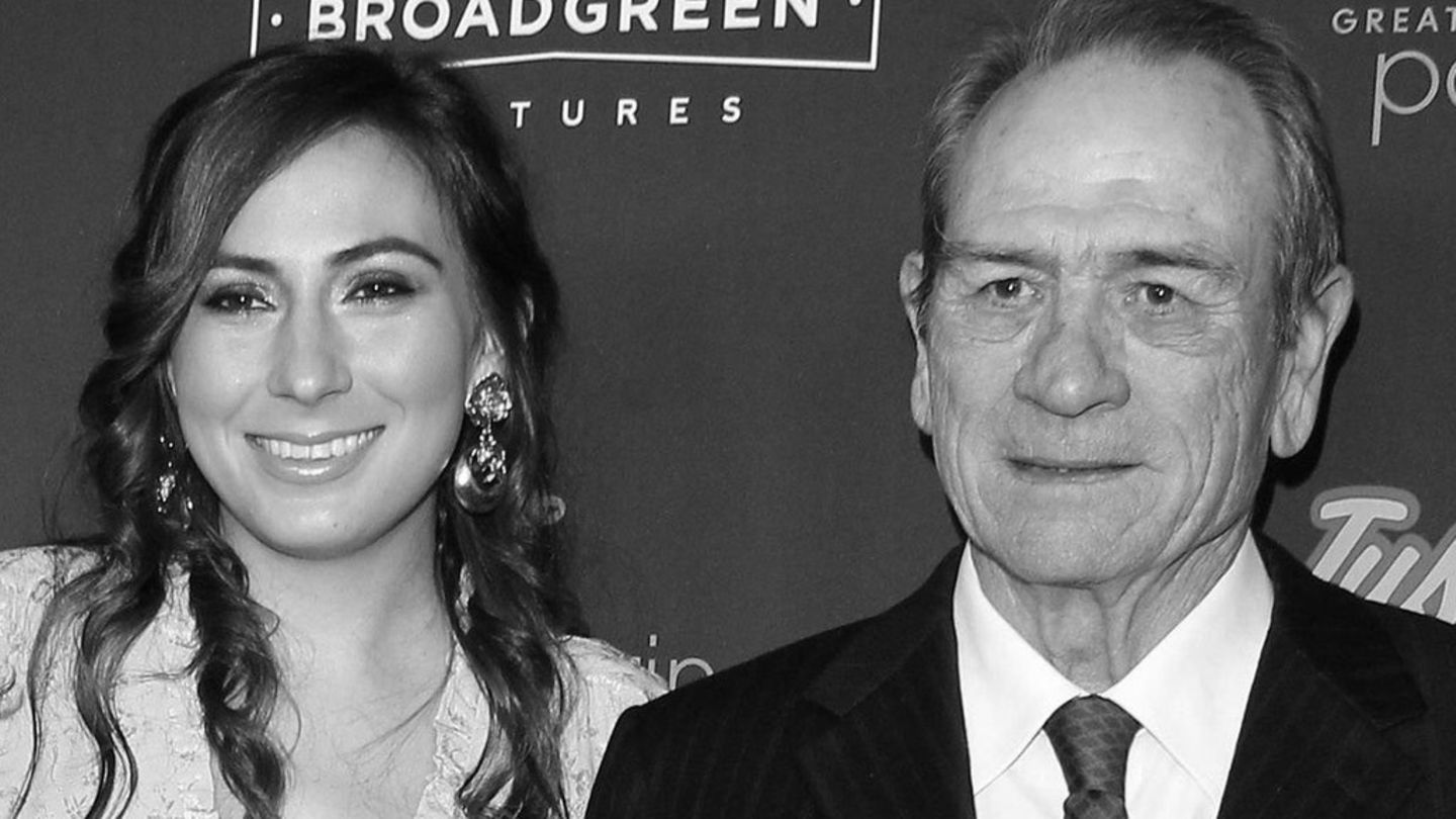 Tommy Lee Jones mit seiner Tochter Victoria Jones bei einer Filmpremiere 2017