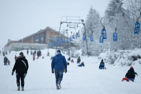Der Rodellift in Torfhaus ist in Betrieb. (Archivfoto) Foto: Swen Pförtner/dpa