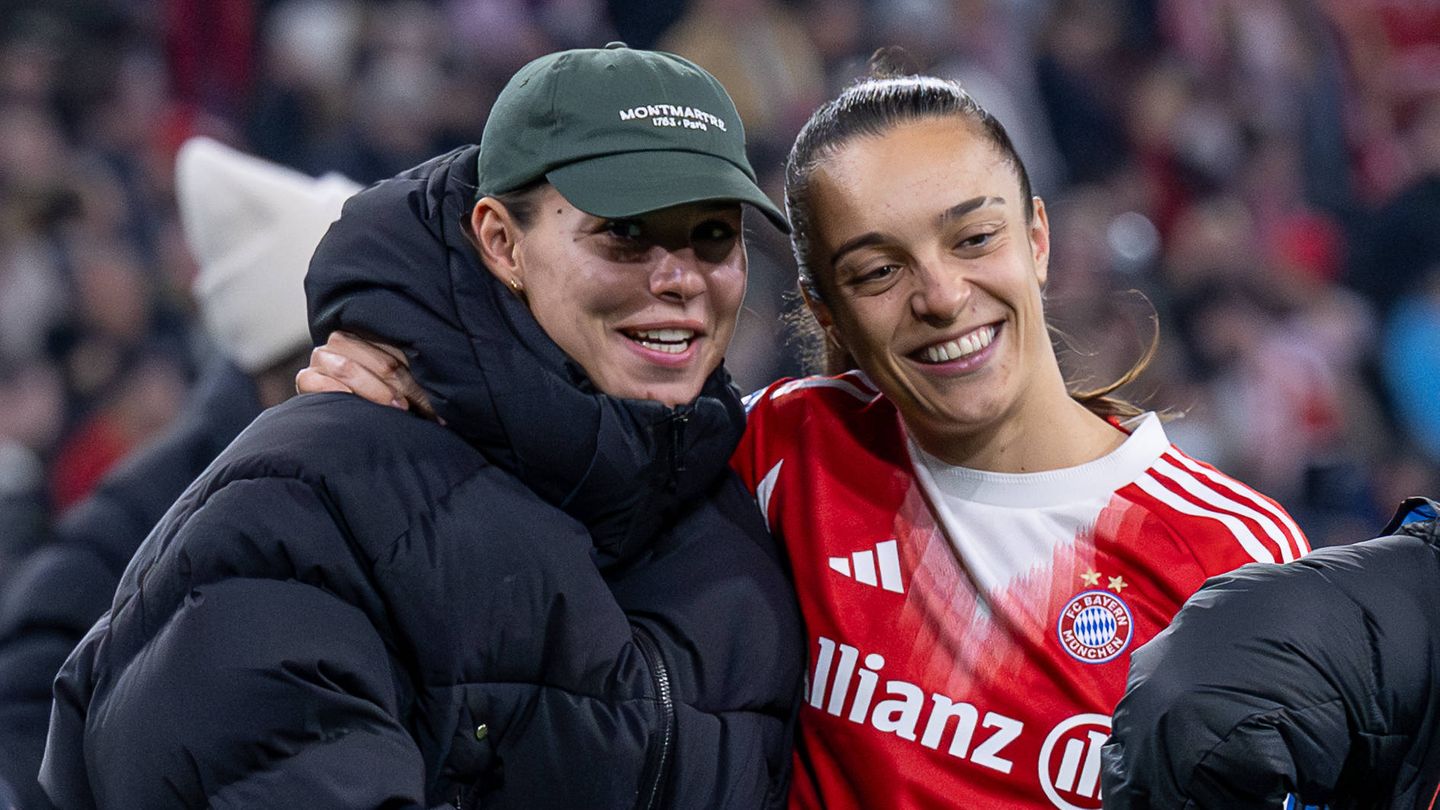 Lena Oberdorf und ... : Der FC Bayern hat ein neues Liebespaar