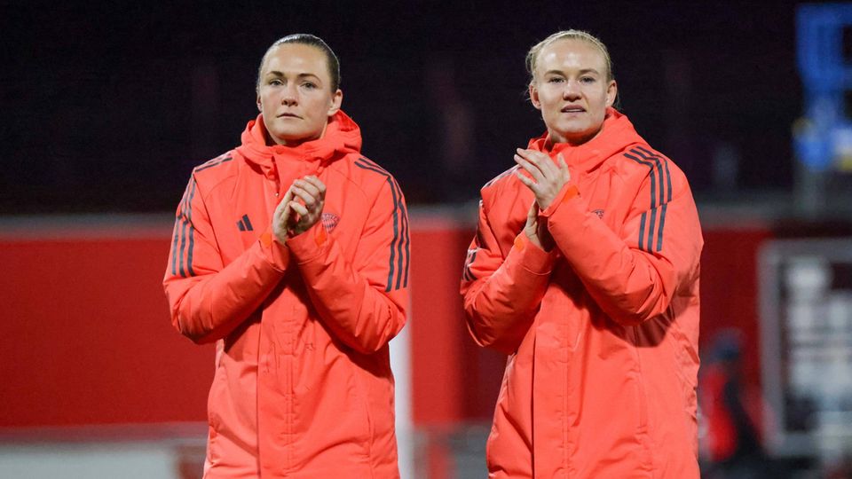 Magdalena Eriksson (l.) und Pernille Harder vom FC Bayern