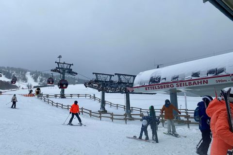 In Hessens Skigebieten herrscht Winterstimmung. Foto: Elisabeth Schilling/Skigebiet Willingen/dpa