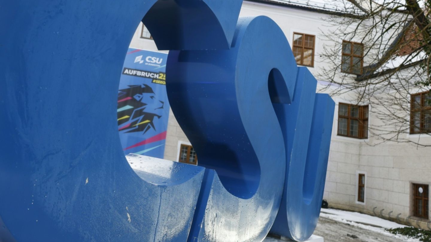 "Große Abschiebeoffensive": CSU-Landesgruppe will Migrationspolitik verschärfen