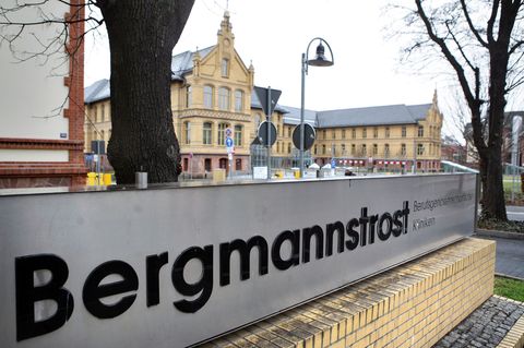 Das Klinikum Bergmannstrost in Halle (Saale) hat eines der modernsten Brandverletztenzentren in Deutschland. (Archivbild) Foto: