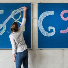 Neuer Volksantrag zu G9-Rückkehr für alle Klassen scheitert. (Symbolbild) Foto: Armin Weigel/dpa