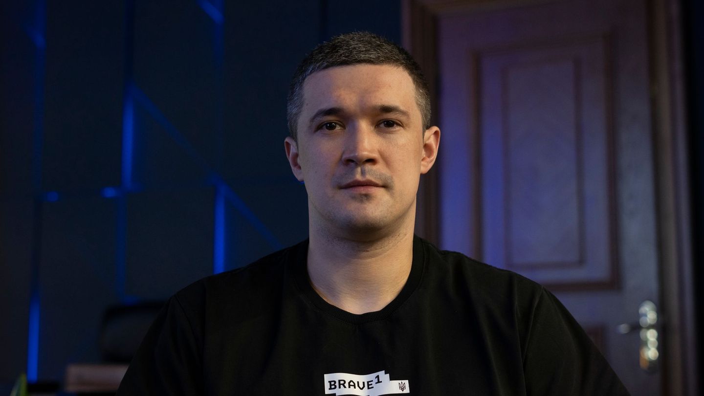 Ukrainische Innenpolitik: Selenskyj will erneut Verteidigungsminister auswechseln