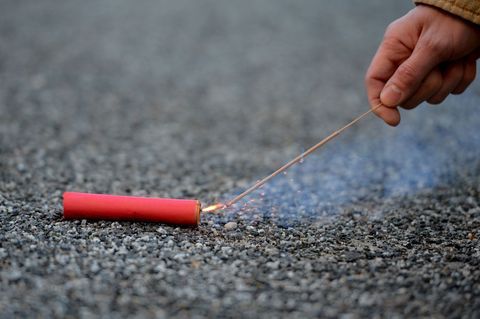 Mit einem Rettungshubschrauber wird der Junge in ein Krankenhaus geflogen. (Symbolbild) Foto: Britta Pedersen/dpa/dpa-tmn