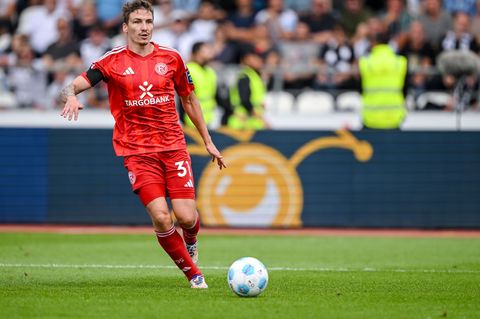 Der frühere Düsseldorfer Profi Marcel Sobottka trainiert beim VfL Bochum mit. (Archivbild) Foto: Harry Langer/dpa
