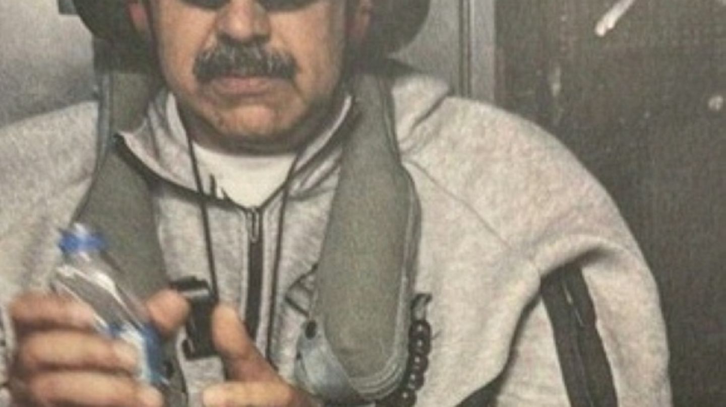 Trump veröffentlicht Foto von Maduro in Handschellen