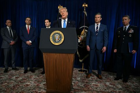 US-Präsident Donald Trump bei seiner Pressekonferenz am Samstag in Palm Beach