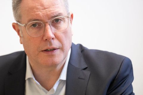 Betriebsrenten sind für den stellvertretenden SPD-Bundesvorsitzenden Schweitzer ein zentraler Punkt der Altersvorsorge. Foto: Bo