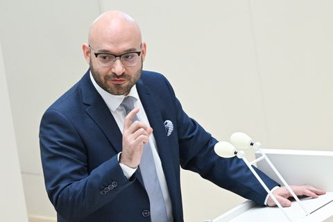 Brandenburgs Innenminister René Wilke (SPD) will die Möglichkeiten der Polizei bei der Fahndung deutlich ausweiten. (Archivbild)