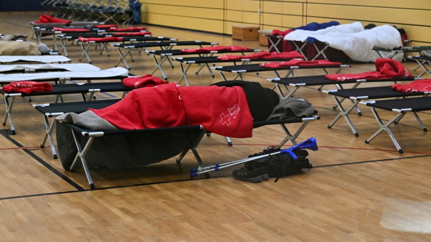 Betroffene in Berliner Notunterkunft