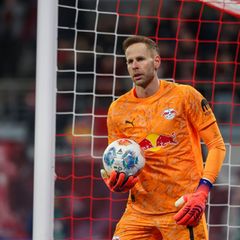 Torhüter Peter Gulacsi verpasst das Mannschaftstraining in Almancil. (Archivbild) Foto: Jan Woitas/dpa