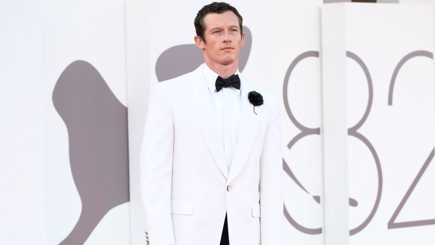 Optisch hat Callum Turner allemal das Zeug zum James Bond.
