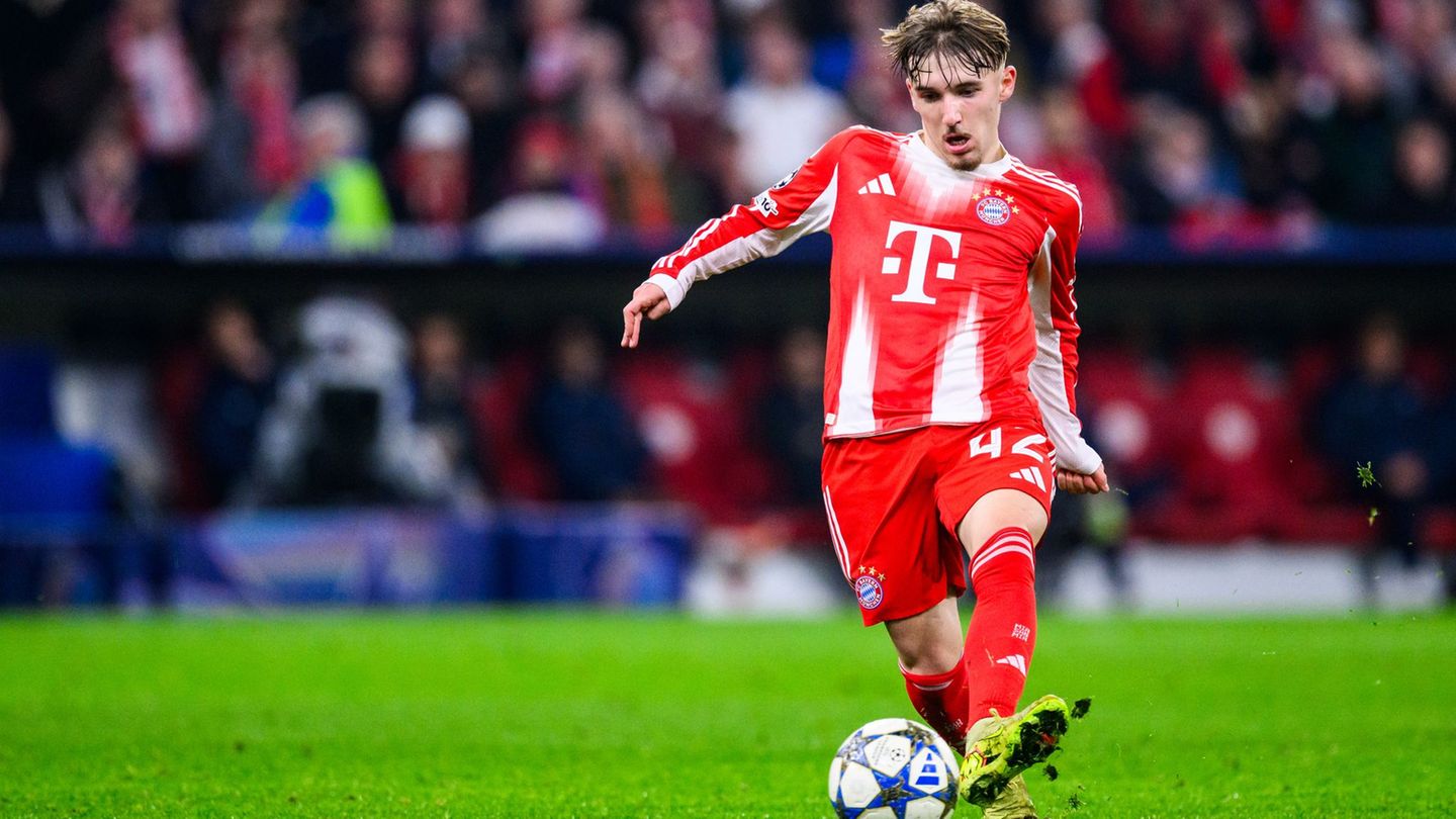 Trägt auch gern das Bayern-Trikot: Lennart Karl. (Archivbild) Foto: Tom Weller/dpa