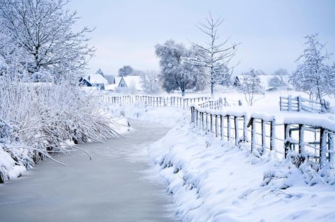 Winter-Wetter im beschaulichen Hamburger Stadtteil Kirchwerder am südlichen Stadtrand
