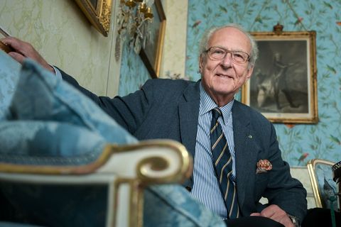 Eduard Prinz von Anhalt in seinem Dessauer Wohnsitz dem Palais Minckwitz. (Archivbild) Foto: Heiko Rebsch/dpa