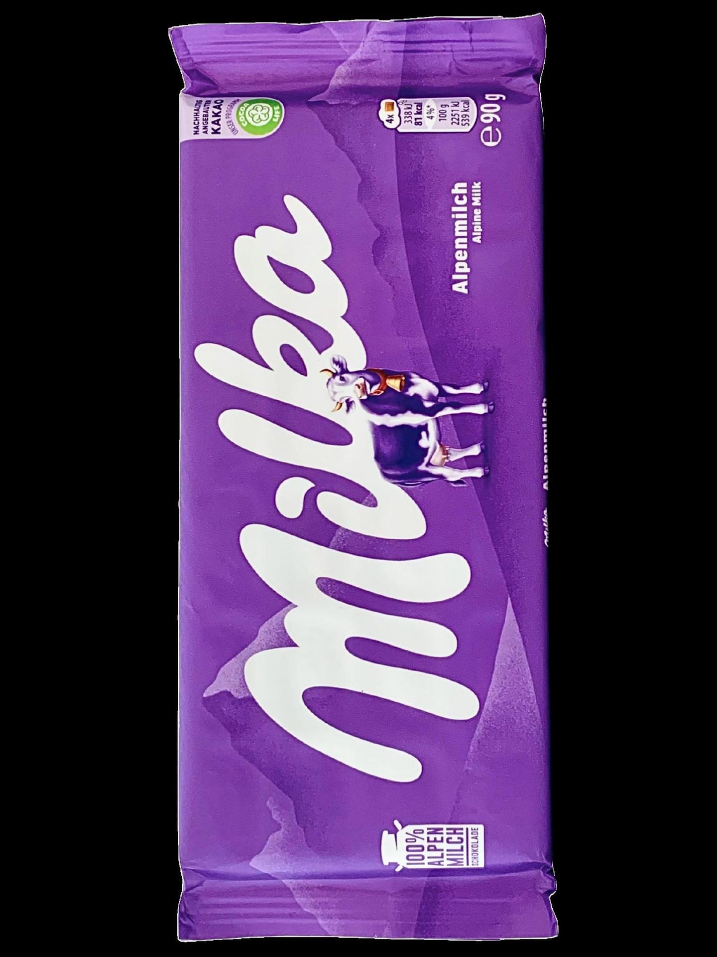 Die Milka Alpenmilch hat nur noch 90 Gramm statt der gewohnten 100 Gramm, was auf den ersten Blick kaum ersichtlich ist. Der Preis stieg laut Verbraucherzentrale nahezu zeitgleich von 1,49 Euro auf 1,99 Euro. Hersteller Mondelez begründet das mit höheren Herstellungskosten
