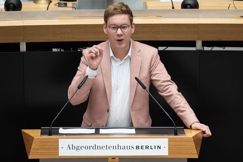 Der Innenpolitikexperte der grünen Fraktion im Abgeordnetenhaus, Vasili Franco, fordert Verbesserungen beim Katastrophenschutz i