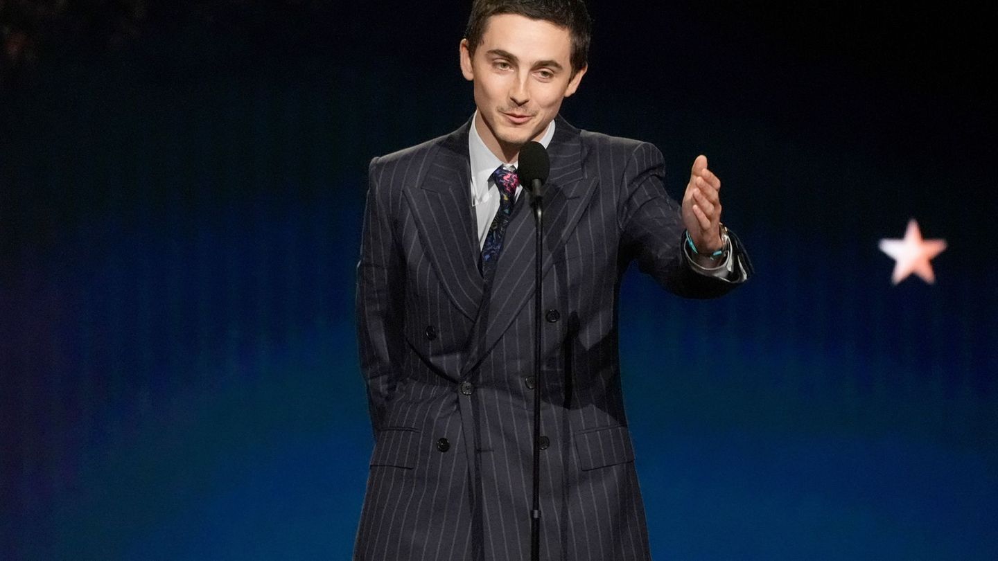 Timothée Chalamet na podelitvi nagrad Critics Choice javno izpovedal ljubezen Kylie Jenner