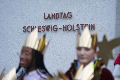 Die Kinder konnten im Plenarsaal des Landtages ihre Fragen stellen. (Archivbild) Foto: Marcus Brandt/dpa
