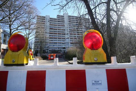 Im Jahr 2017 wurde auf Anordnung der Stadt Dortmund der Hochhauskomplex Hannibal sehr kurzfristig geräumt. Nach einem Urteil war