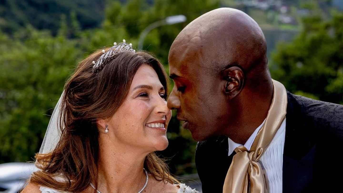 Märtha Louise von Norwegen und Durek Verrett bei ihrer Hochzeit.