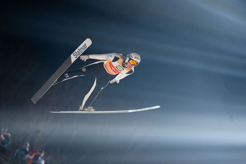 Domen Prevc ist der Sieg bei der Vierschanzentournee kaum noch zu nehmen. Foto: Georg Hochmuth/APA/dpa