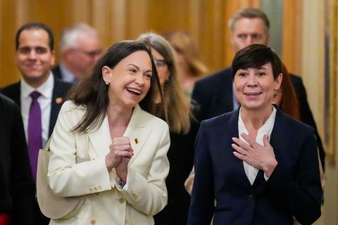 Venezuelas Oppositionsführerin und Friedensnobelpreisträgerin María Corina Machado (v.l.) in Oslo