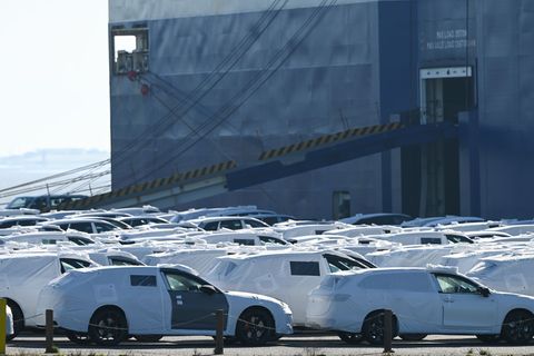 Trumps Zölle fordern deutsche Autobauer heraus. Foto: Lars Penning/dpa