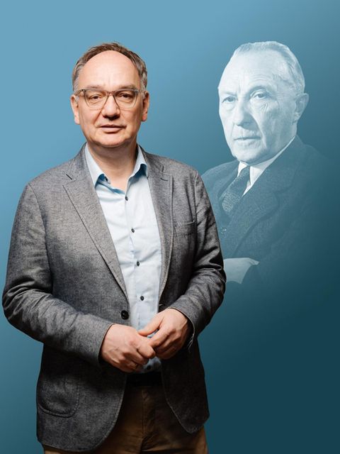 Fried Kolumne: Konrad Adenauer im Hintergrund