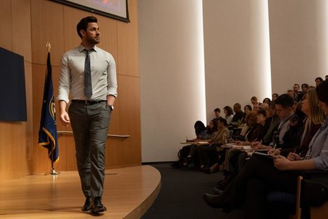 Zweite Staffel von "Tom Clancy's Jack Ryan": John Krasinski spricht als Jack Ryan mit Studenten über Venezuela.