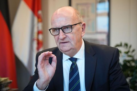 Laut Dietmar Woidke (SPD), Ministerpräsident von Brandenburg, wird das Bundesland nun von einer Minderheitsregierung geführt