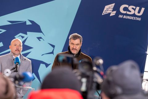 CSU-Chef Söder kann sich eine Beteiligung Deutschlands an der Absicherung eines Waffenstillstands in der Ukraine vorstellen. Fot