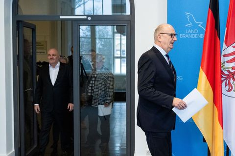 Er muss ein neues Regierungsbündnis bilden: Ministerpräsident Dietmar Woidke nach dem Aus der SPD/BSW-Koalition. Foto: Christoph
