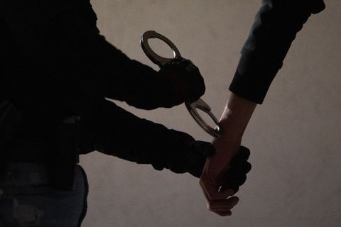 Der 16-jährige Tatverdächtige sitzt in Untersuchungshaft. (Symbolbild) Foto: Leonie Asendorpf/dpa