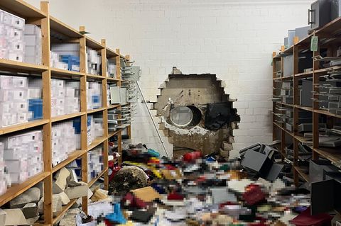 Aufgebrochener Tresor in Gelsenkirchener Sparkasse