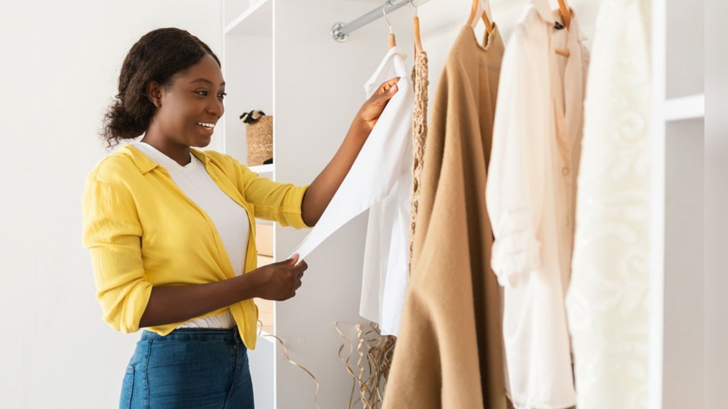 Eine Capsule Wardrobe beendet die morgendliche Ratlosigkeit und fördert einen bewussten Umgang mit Mode.