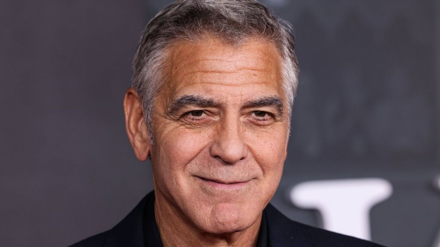 George Clooney bekam seinen ersten Kuss mit elf Jahren.