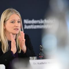 Niedersachsens Justizministerin hält den CSU-Vorstoß für populistisch. (Archivbild) Foto: Shireen Broszies/dpa
