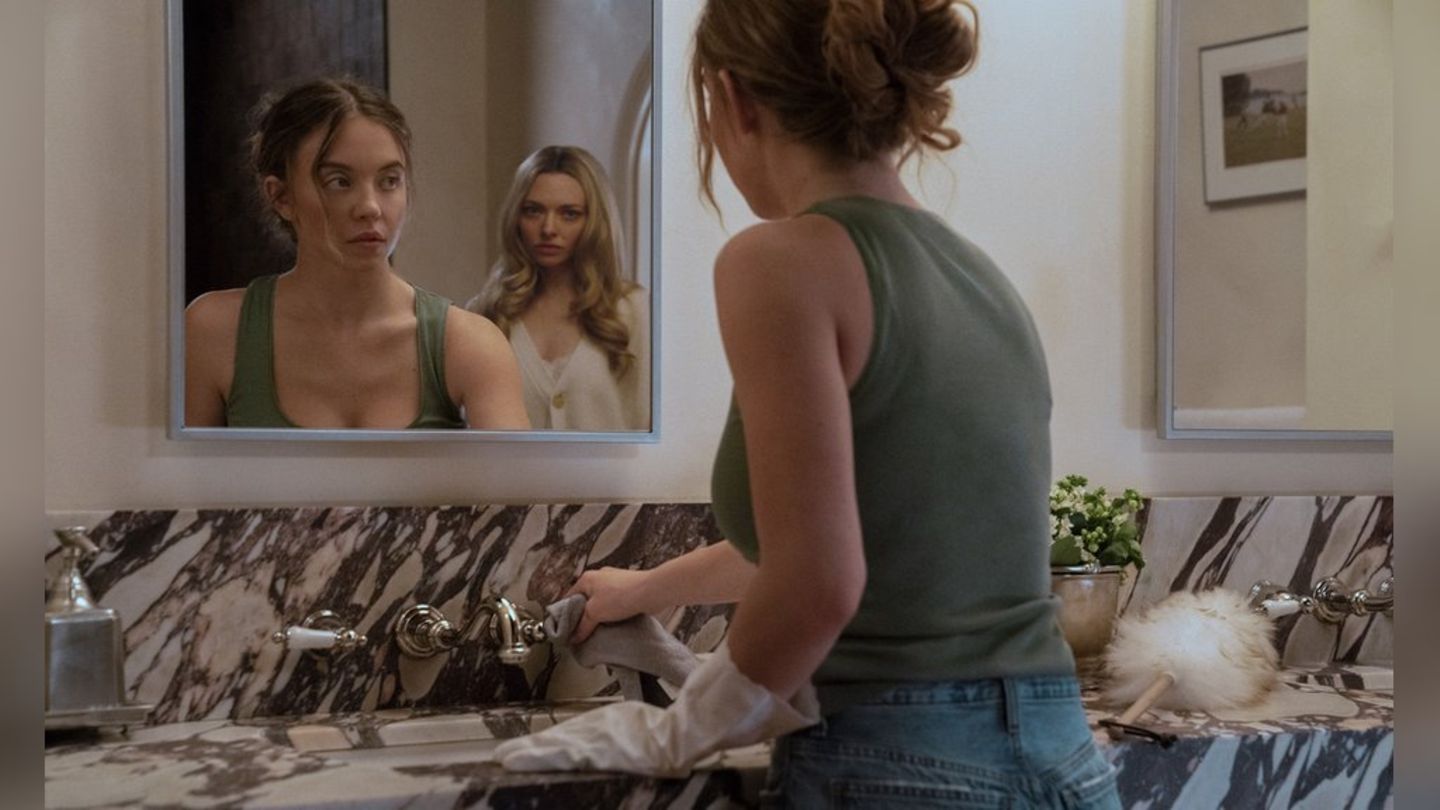 Sydney Sweeney spielt in "The Housemaid - Wenn sie wüsste" die junge Haushälterin von Nina (Amanda Seyfried).