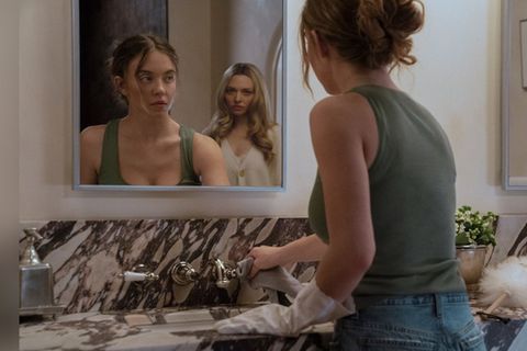 Sydney Sweeney spielt in "The Housemaid - Wenn sie wüsste" die junge Haushälterin von Nina (Amanda Seyfried).