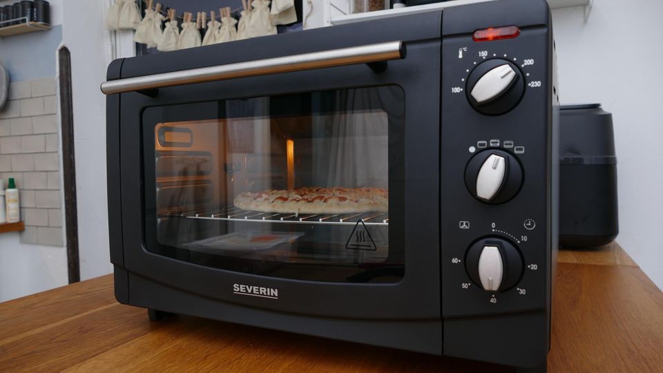 Minibackofen Test: Severin TO 2068