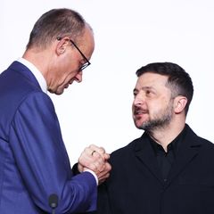 Bundeskanzler Friedrich Merz (l.) und Wolodymyr Selenskyj, Präsident der Ukraine