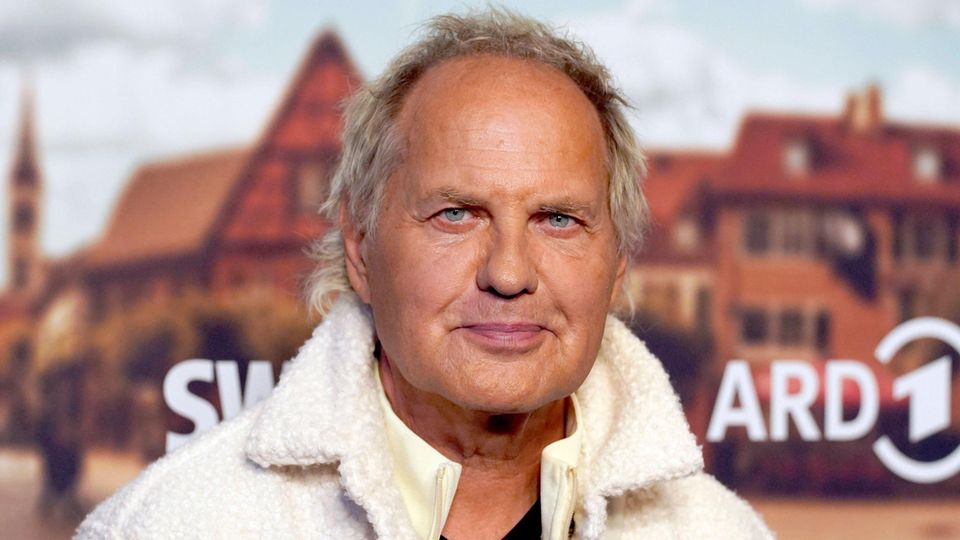 Uwe R Block Uwe Ochsenknecht wird 70: Ein wilder Ritt durch sein Leben in Bildern ...