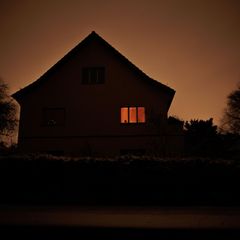 Kerzen im Wohnzimmer: Tausende Haushalte waren in Berlin vom Stromausfall betroffen